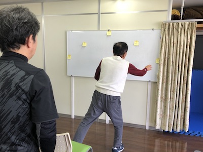 回し蹴りにチャレンジ